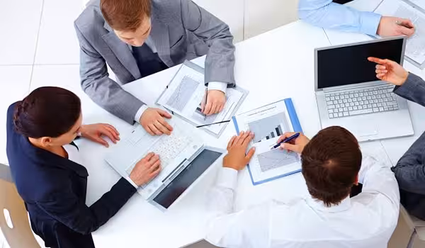Corporate Insurance Advisory